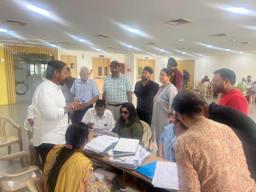 ADC General Geetika Singh Visits Various Polling Booths Motivates BLOs to Intensify Enumeration Drive